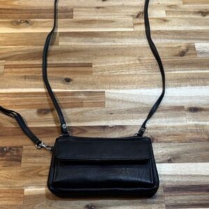 Elegant Black Leather Crossbody Bag